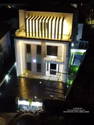 5bdrm Duplex in Megamound Avenue, Lekki for sale