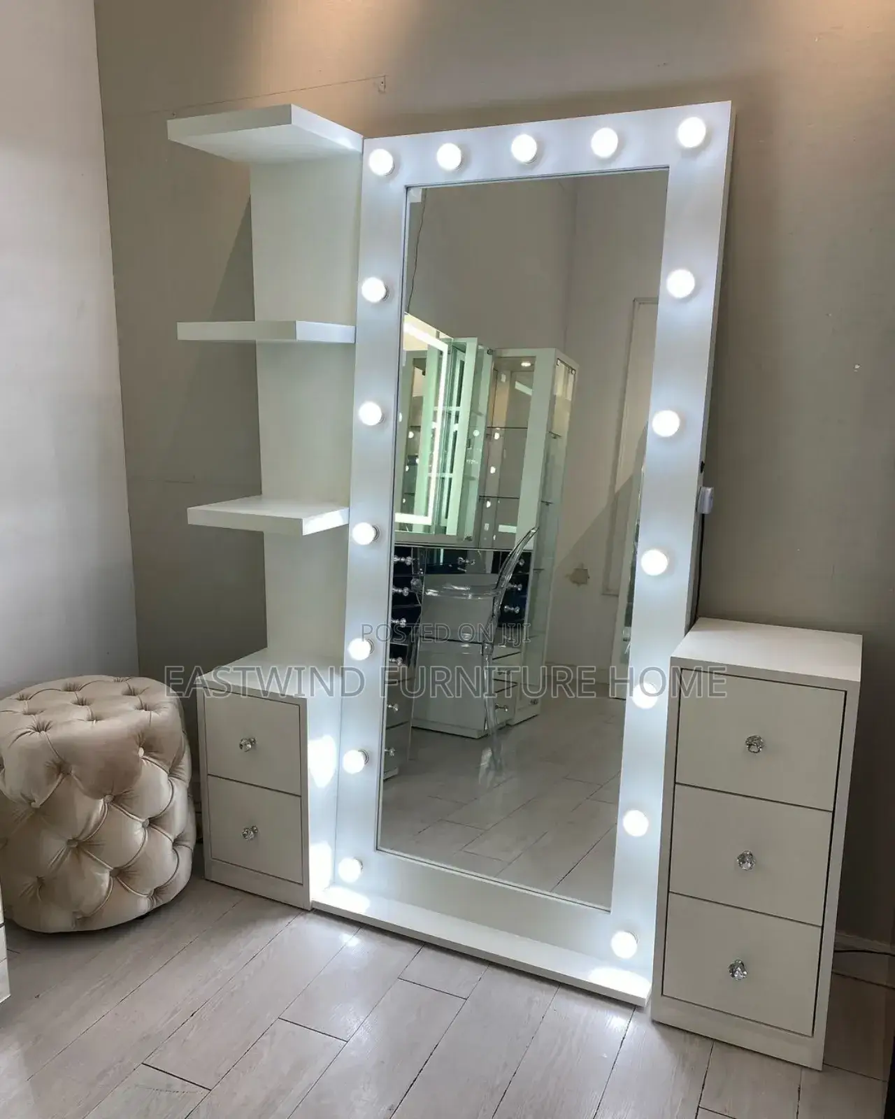 Classic Dressing Mirror
