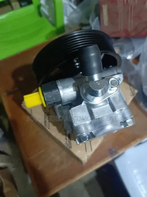 Power Steering Pump 3ur-Fe V8