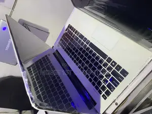 New Laptop Asus 4GB Intel HDD 500GB