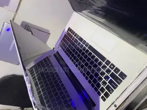 New Laptop Asus 4GB Intel HDD 500GB