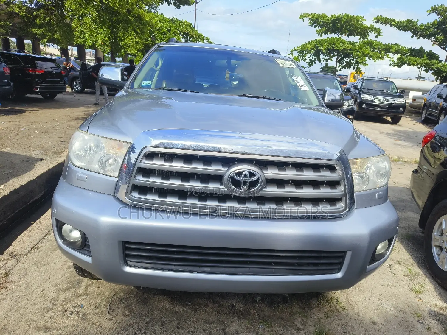 Toyota Sequoia 2013 Silver