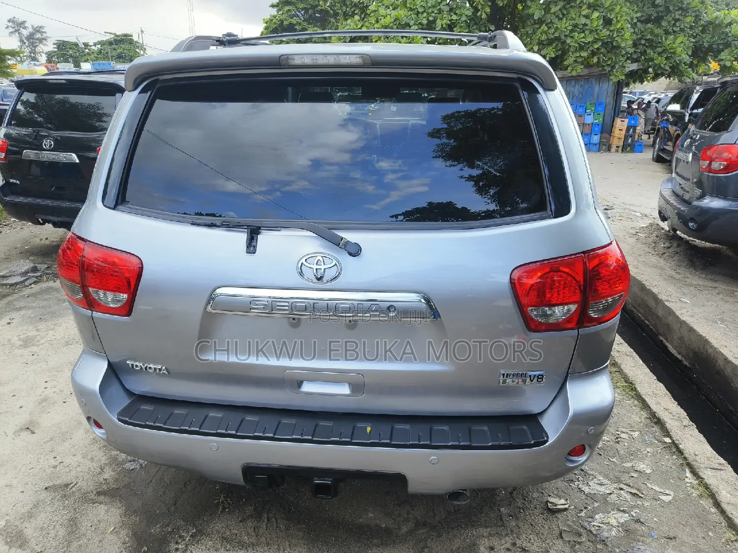 Toyota Sequoia 2013 Silver
