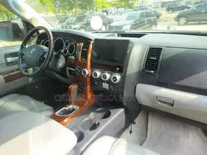 Toyota Sequoia 2015 Black