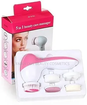 Painless Facial Brush Set Wt 4 Interchangeable Face Scrubber
