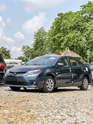 Toyota Corolla 2015 Gray