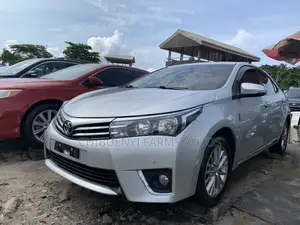 Toyota Corolla 2017 Silver