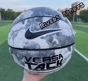 Nike Versa Tack Indoor/Outdoor Basketball
