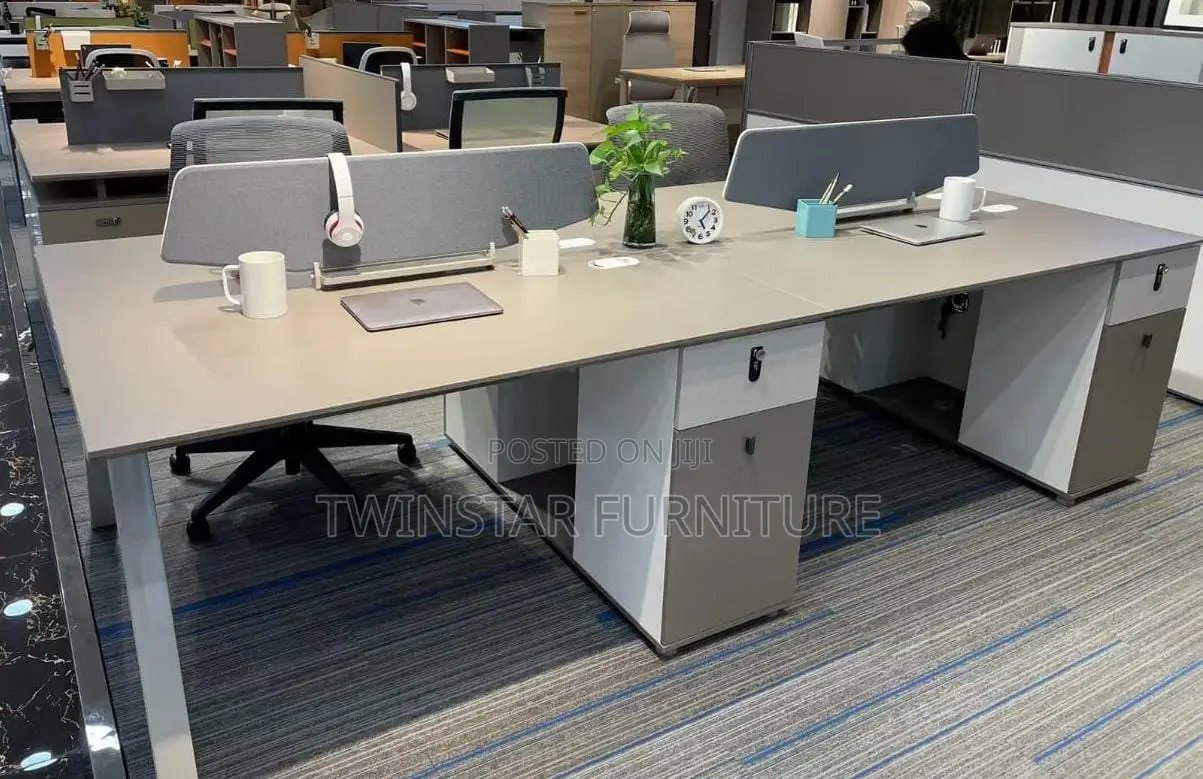 New Modern Executive Office Work Station by 4