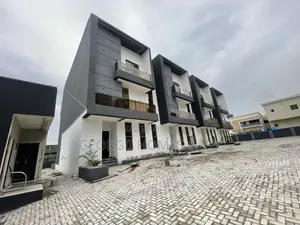 4bdrm Townhouse/Terrace in Jahi for sale