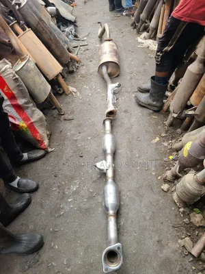 Complete Exhaust Pot and Catalyst Hilux 2007