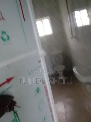 Photo - Furnished 1bdrm Apartment in Oreyo Estate, Igbogbo for rent