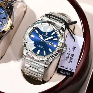 Poedagar Waterproof Chain Wristwatch