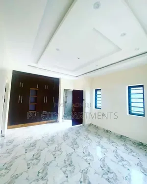 2bdrm Block of Flats in Beverly Edward, Port-Harcourt for rent