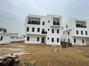 6bdrm Duplex in Jahi for sale