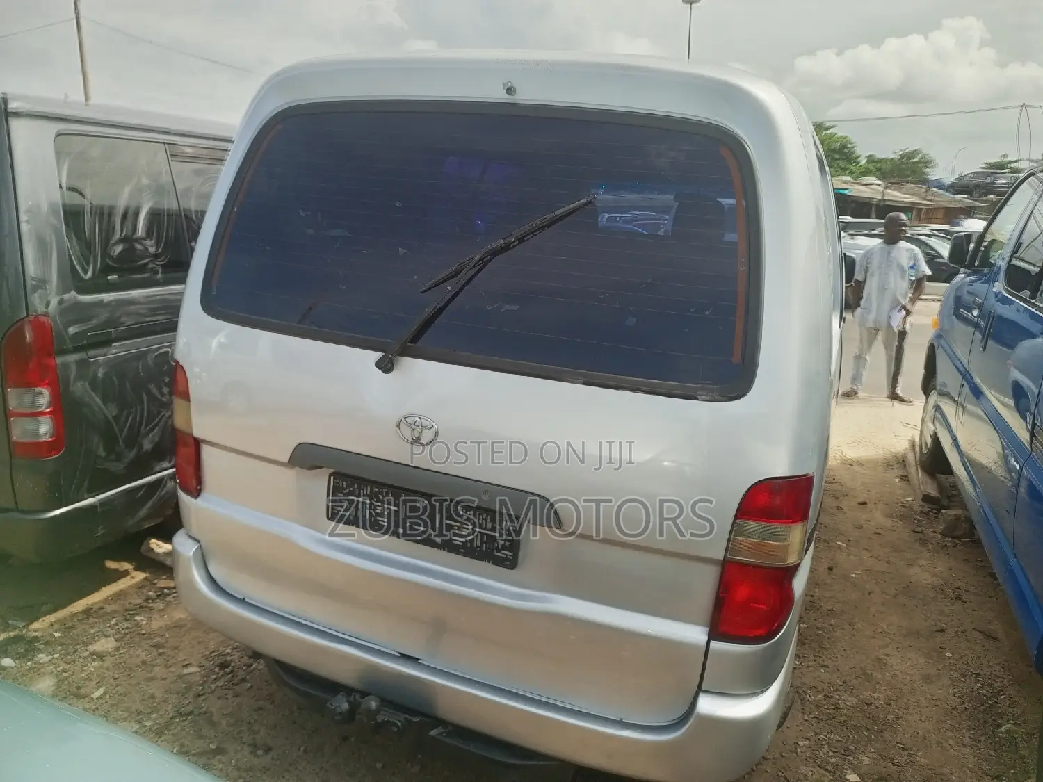 Toyota HiAce 2004 Silver