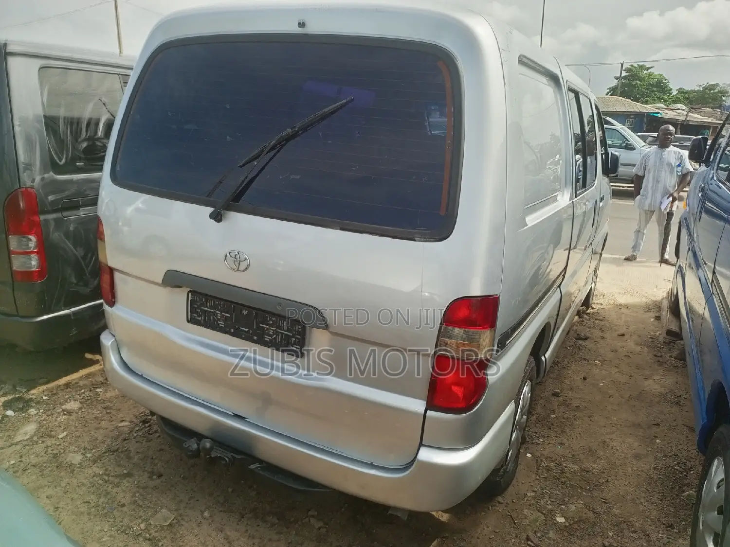 Toyota HiAce 2004 Silver