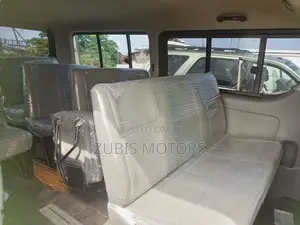 Toyota HiAce 2010 Black