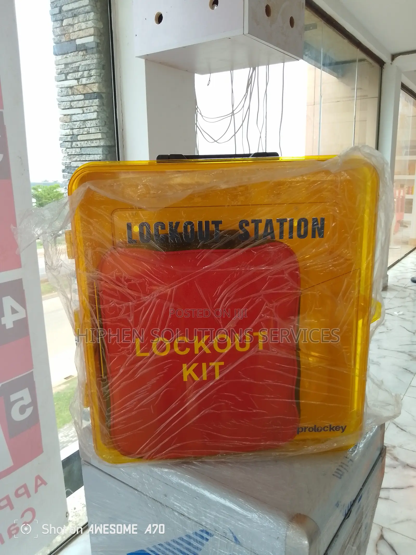 Lock-Out Station