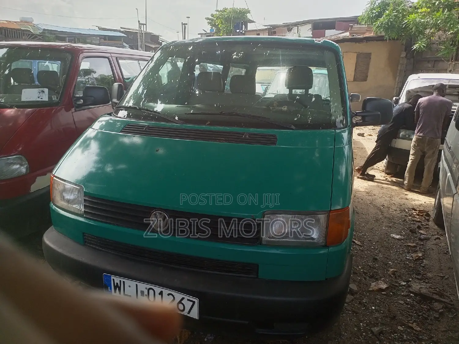 Volkswagen Transporter 2000 Green