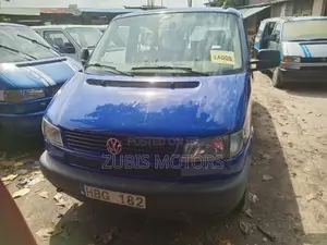 Volkswagen Transporter 2005 Blue