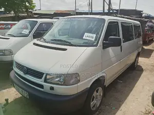 Volkswagen Transporter 2005 White