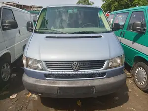 Volkswagen Transporter 2005 Blue