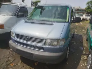 Volkswagen Transporter 2005 Blue