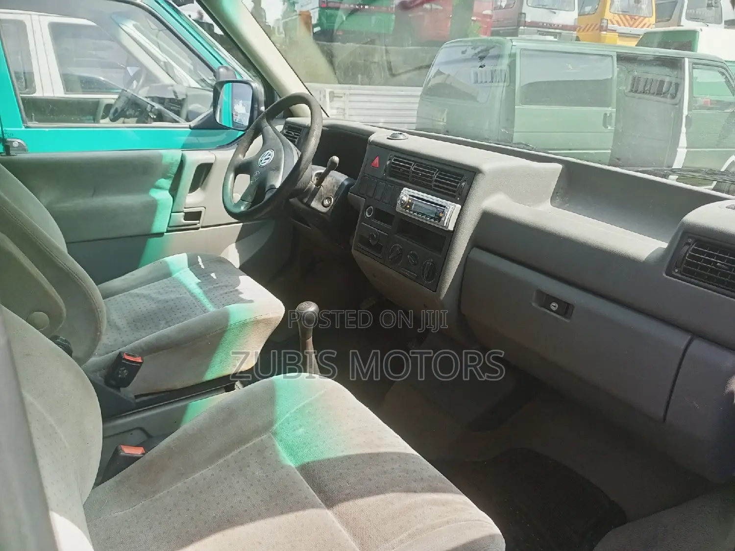 Volkswagen Transporter 2005 Blue