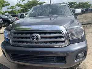 Toyota Sequoia 2013 Gray