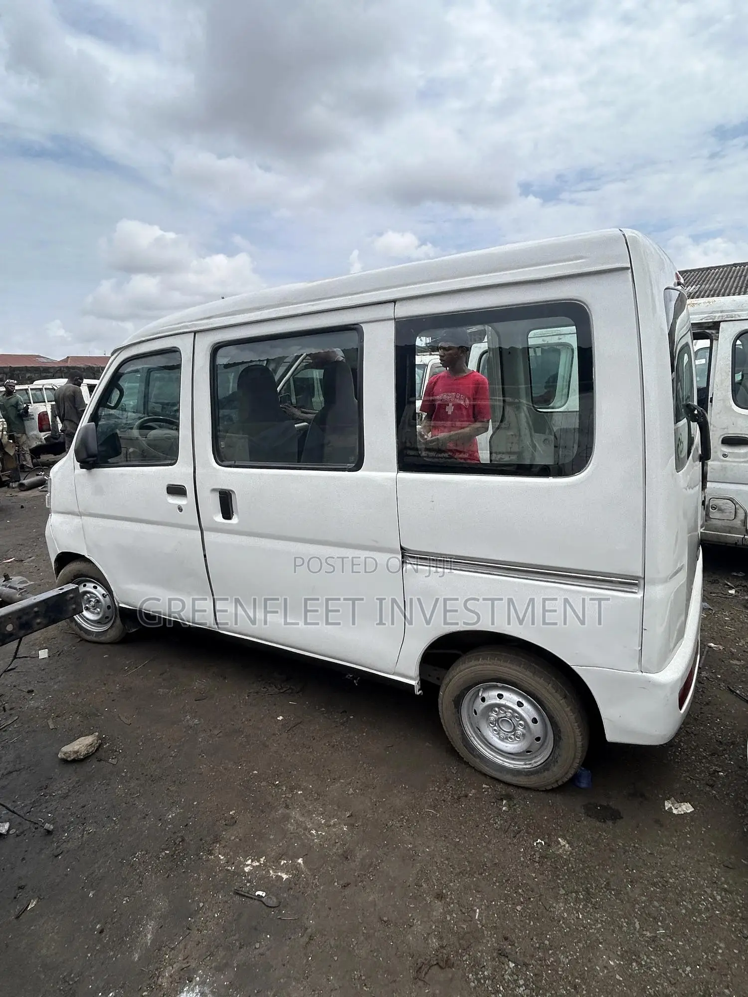 Daihatsu Hijet 2012 White