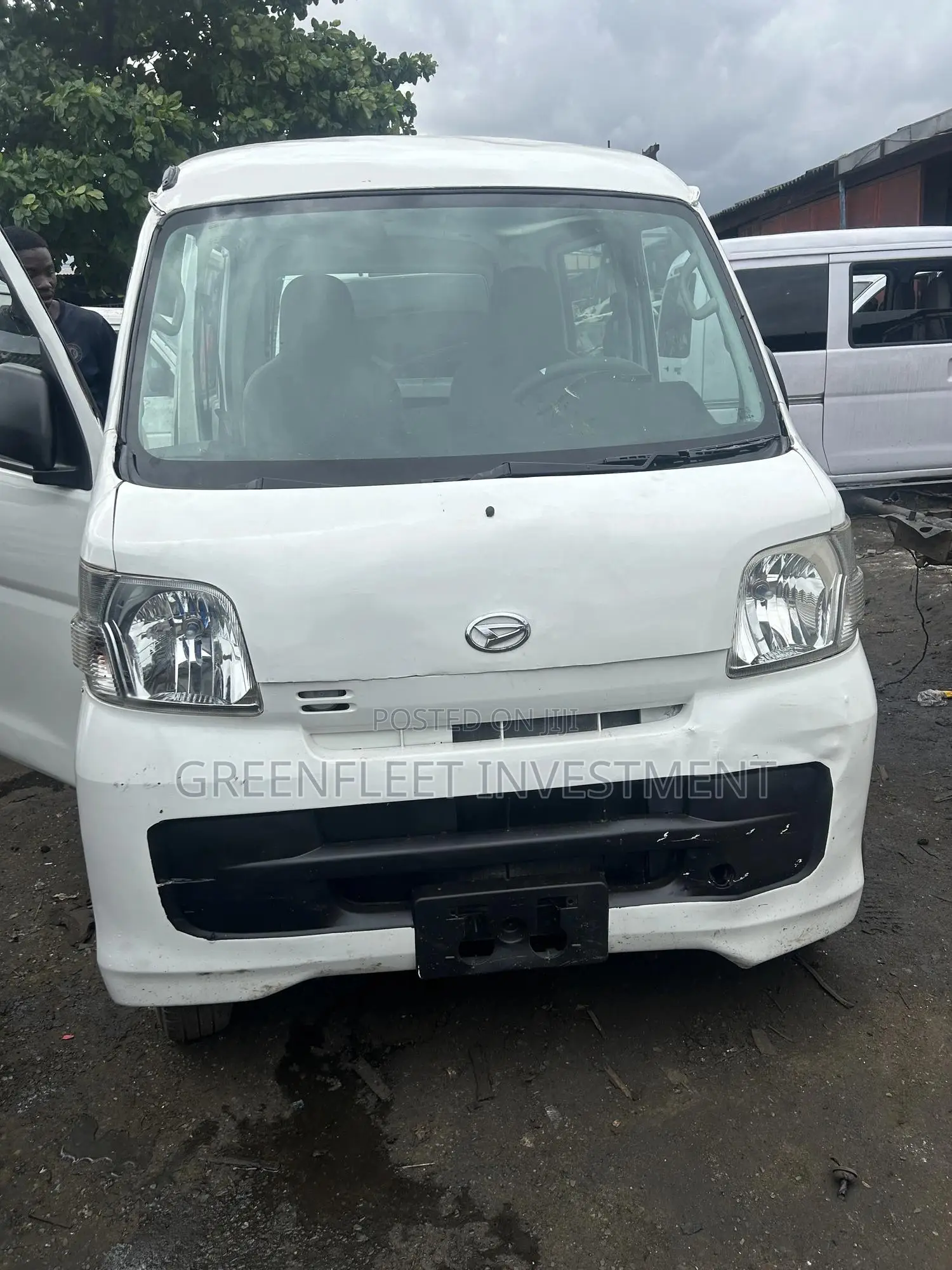 Daihatsu Hijet 2012 White