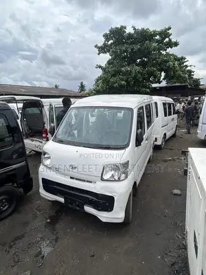 Daihatsu Hijet 2012 White