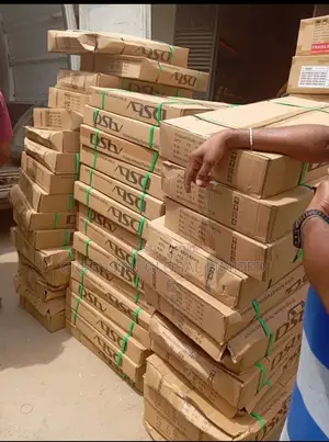 Complete Set of DSTV Decoder
