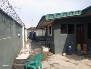 4bdrm Bungalow in Satellite Town Close for sale