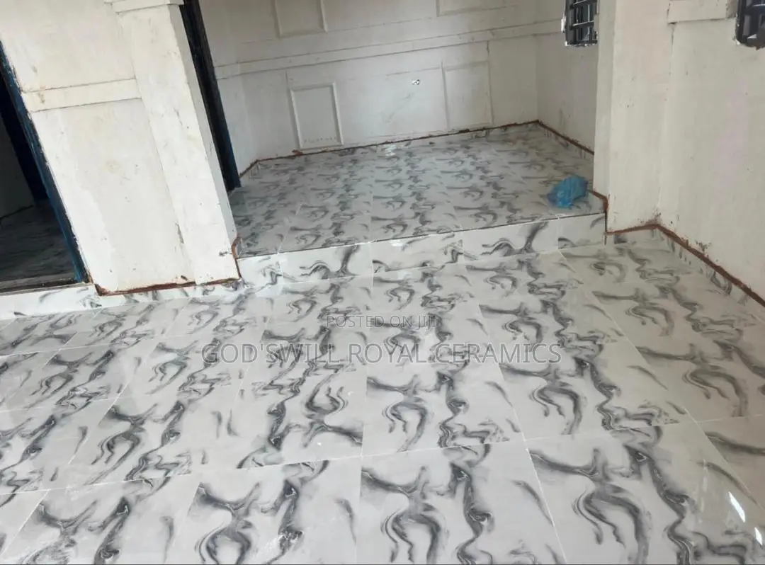 Super White Striped Virony 60/60