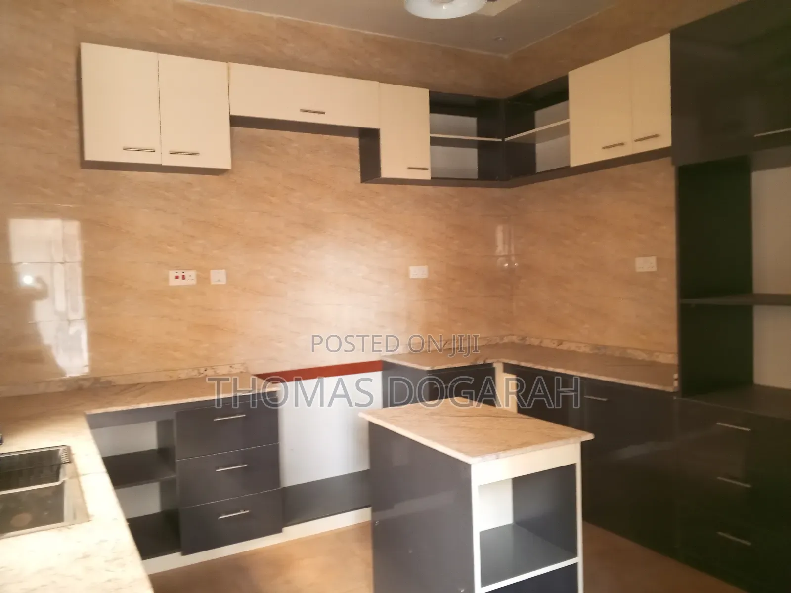 4bdrm Duplex in Apo Mechanics for rent