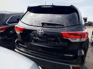 Toyota Highlander 2017 Black