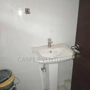1bdrm Apartment in Chevron for rent