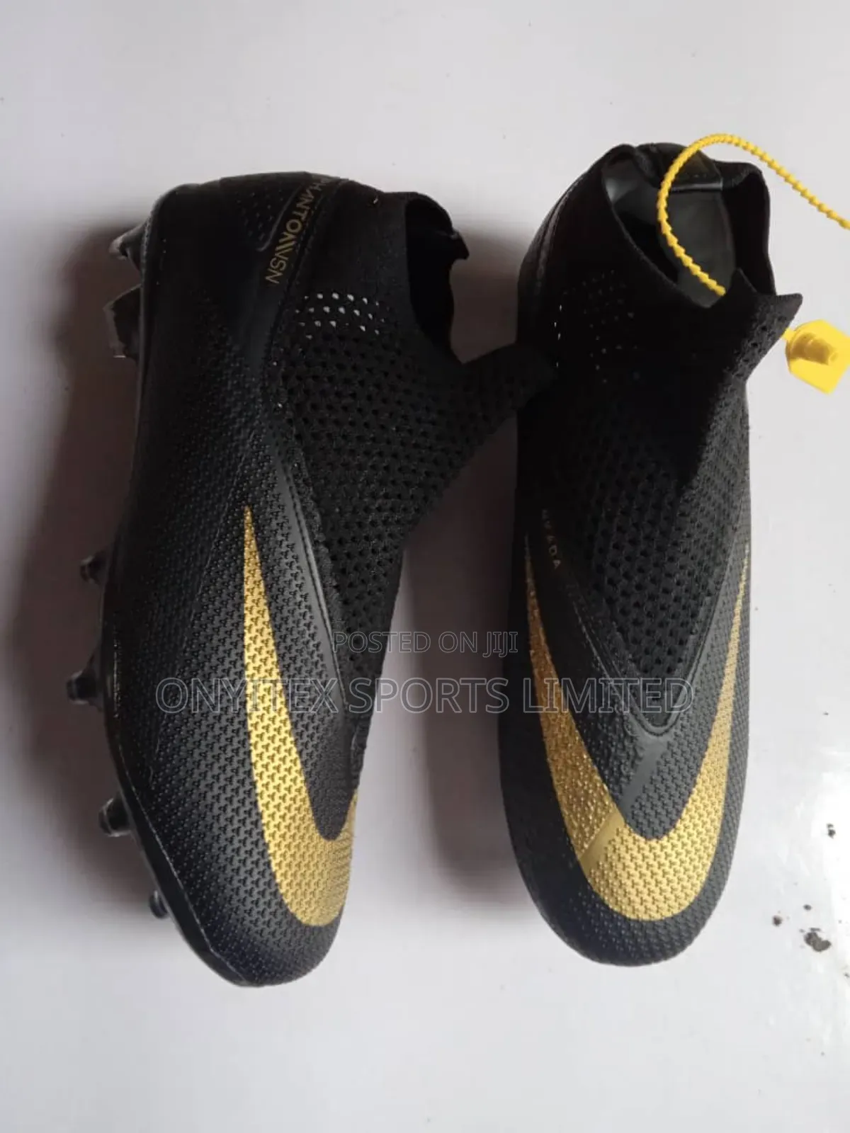 Original Nike Phantom Boots