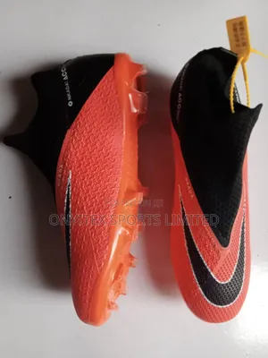 Original Nike Phantom Boots