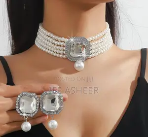 Ladies Set of Pearl Jewelry 001