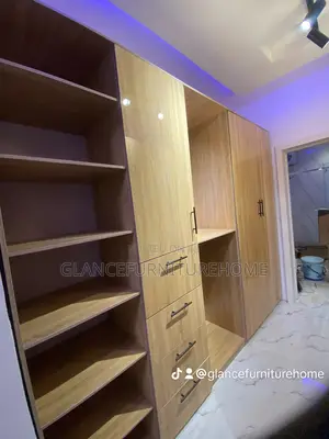 Walk in Closet