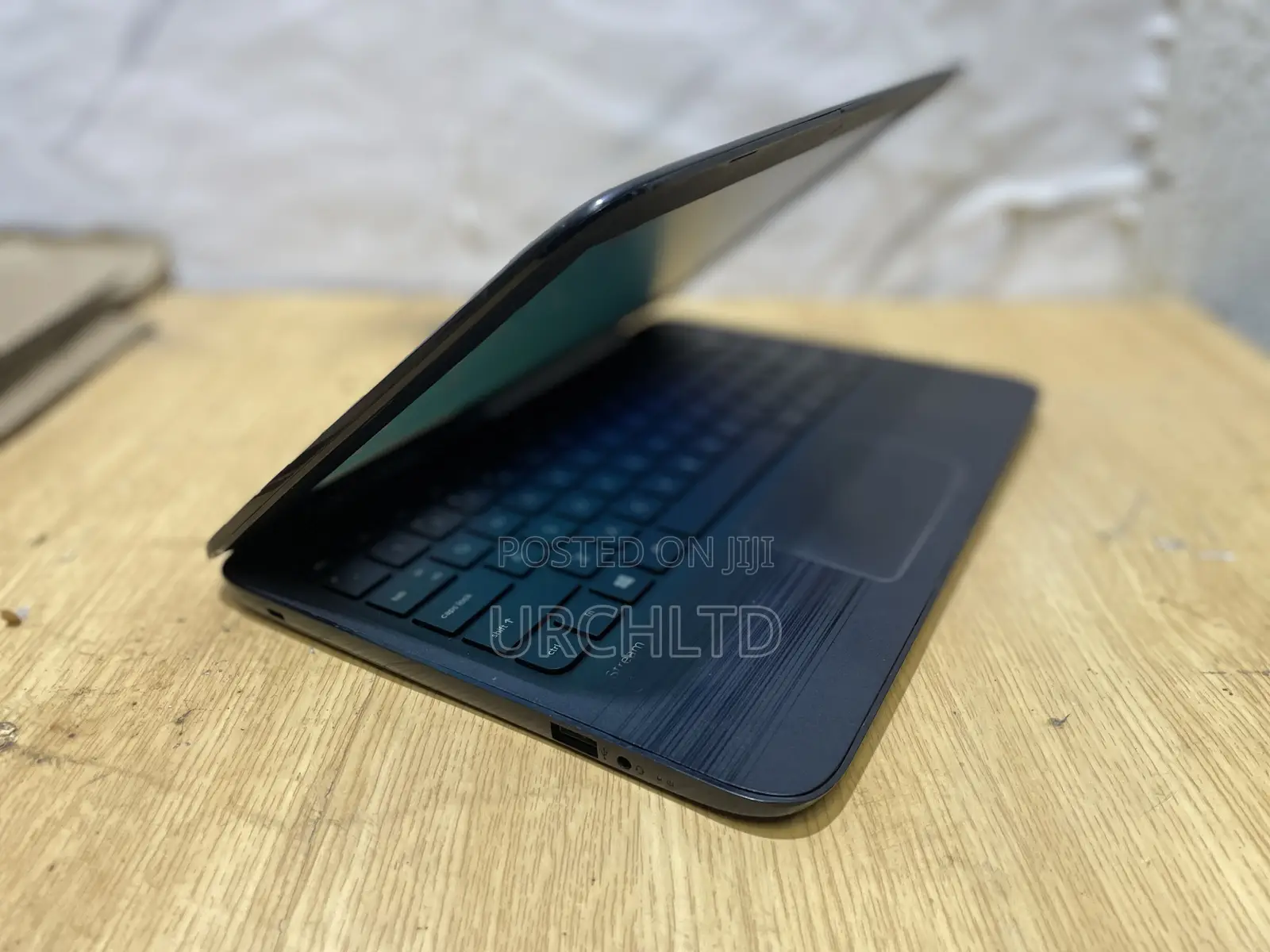 Laptop HP Stream 11 Pro G3 4GB Intel Celeron SSD 60GB