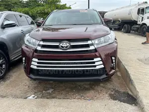Toyota Highlander 2017 Burgundy