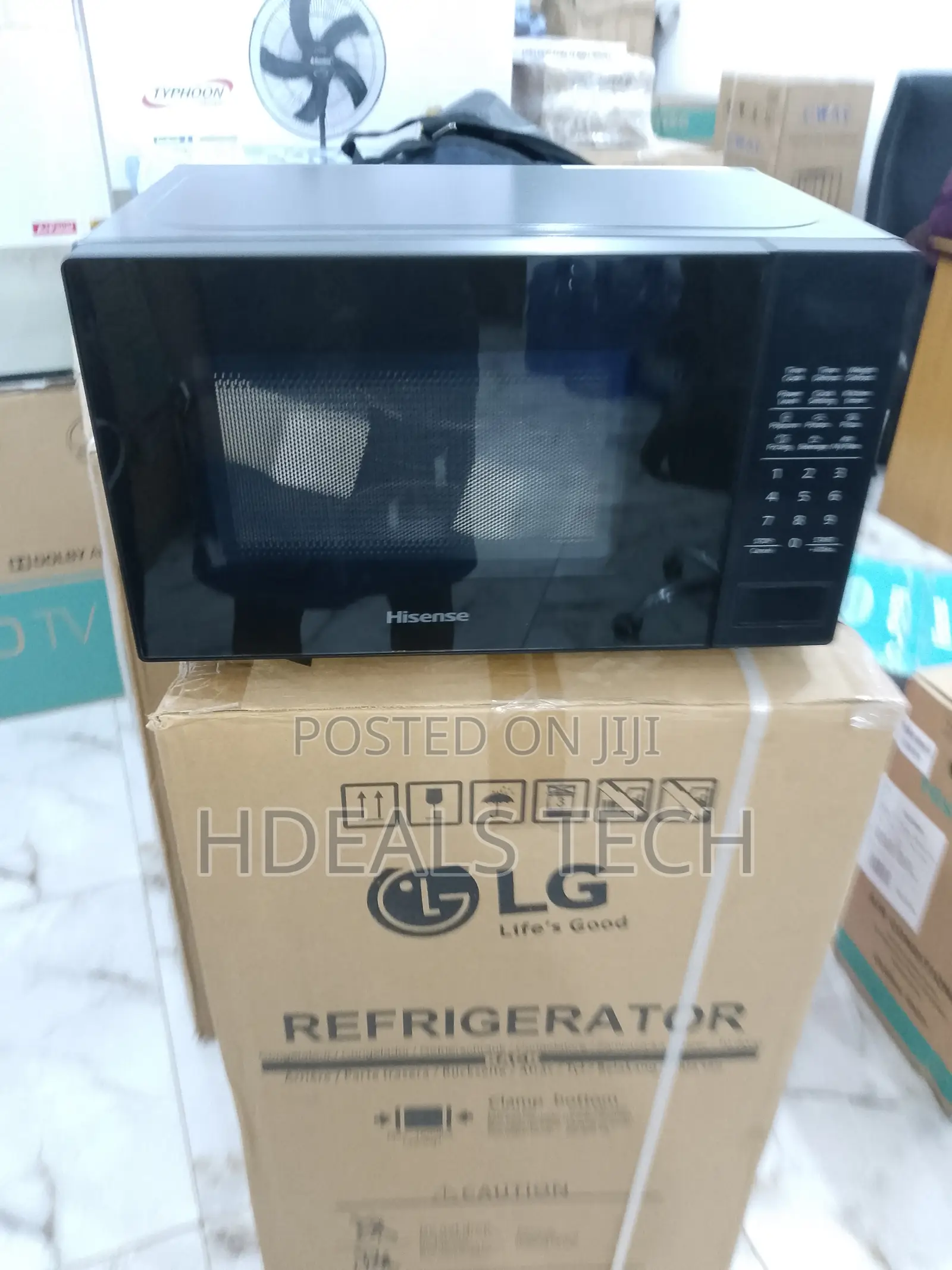 Hisense Microwave Oven 20L Black