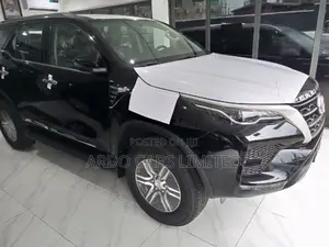 New Toyota Fortuner 2024 Black