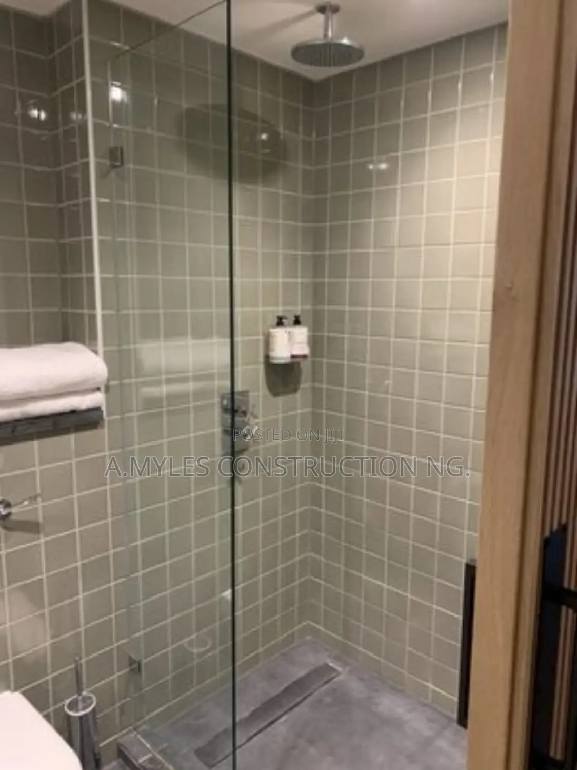 Shower Cubicles 10mm Thickness