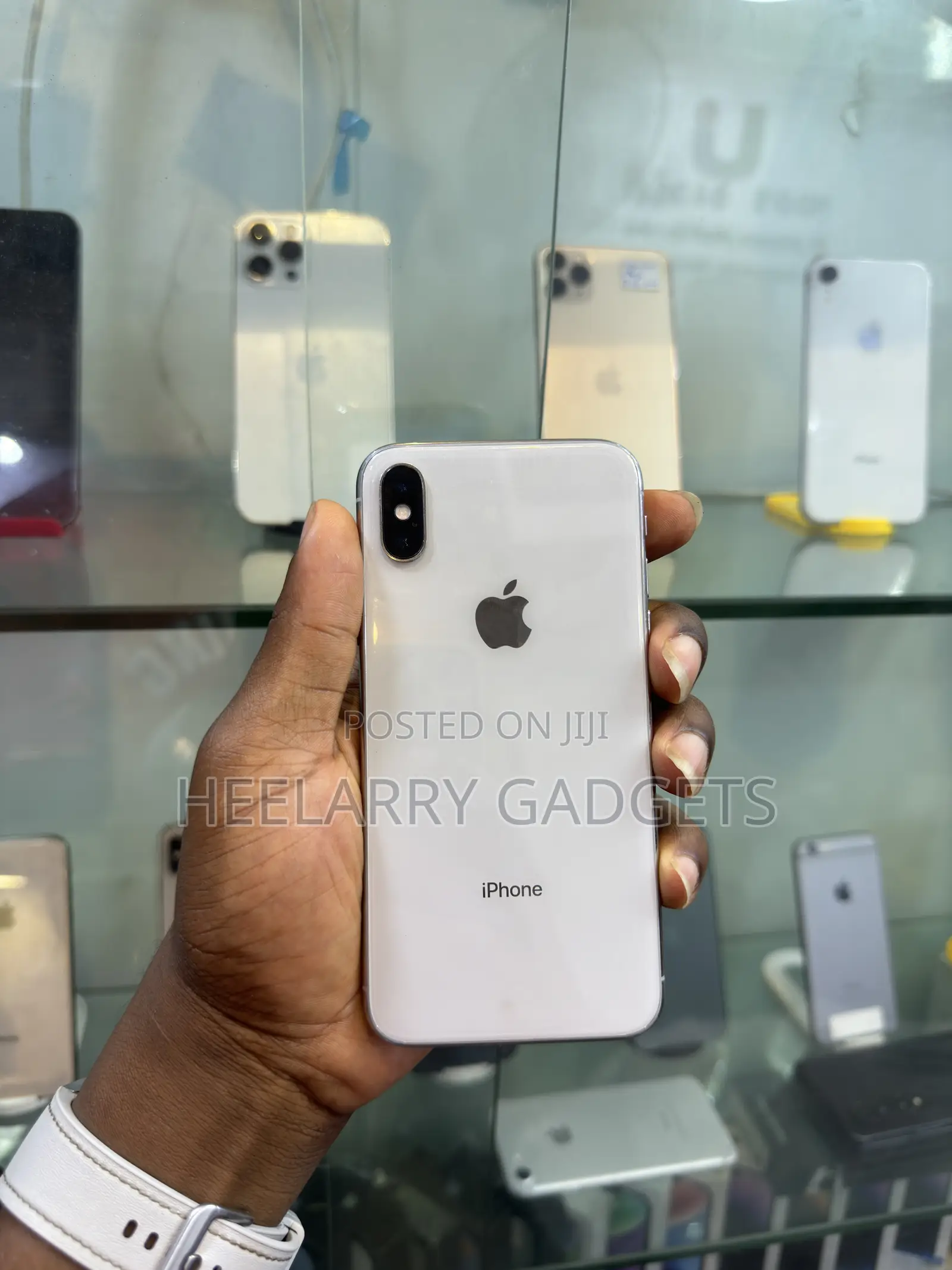 Apple iPhone X 64 GB White