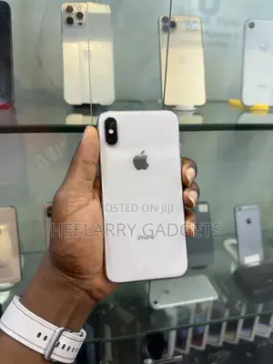 Apple iPhone X 64 GB White